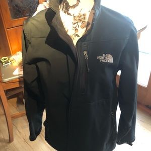Men’s Apex Northface jacket -M